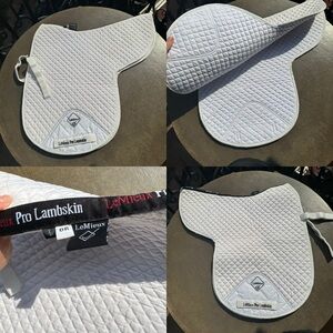 Le Mieux White Dressage Shaped Saddle Pad - Large (horse sized) - horse show pad